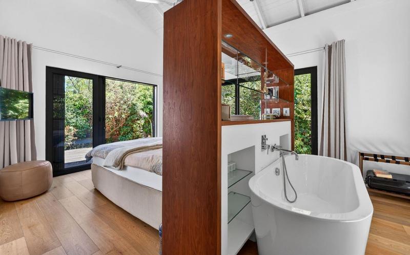 5 Bedroom Property for Sale in Camps Bay Western Cape